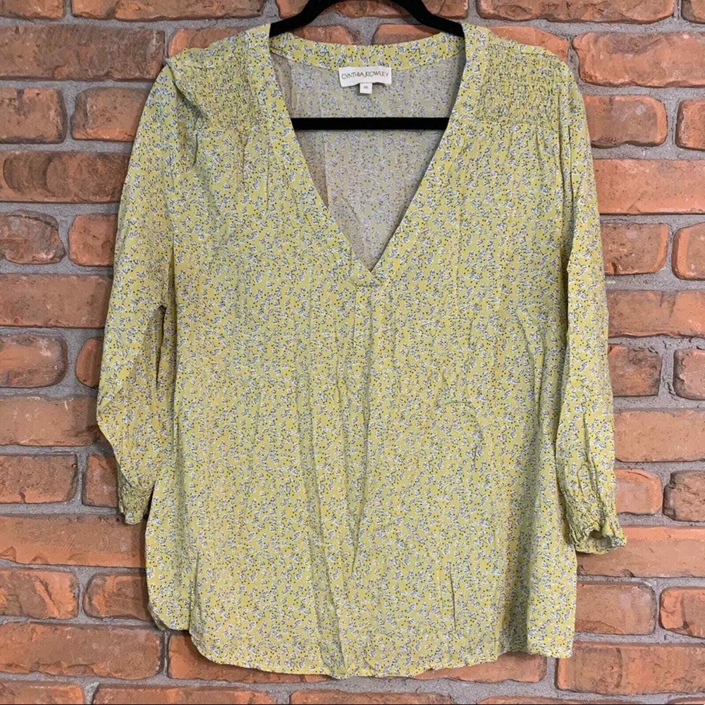 Cynthia Rowley Floral Blouse Womens Size XL Yellow V-Neck 3/4 Lightweight Top